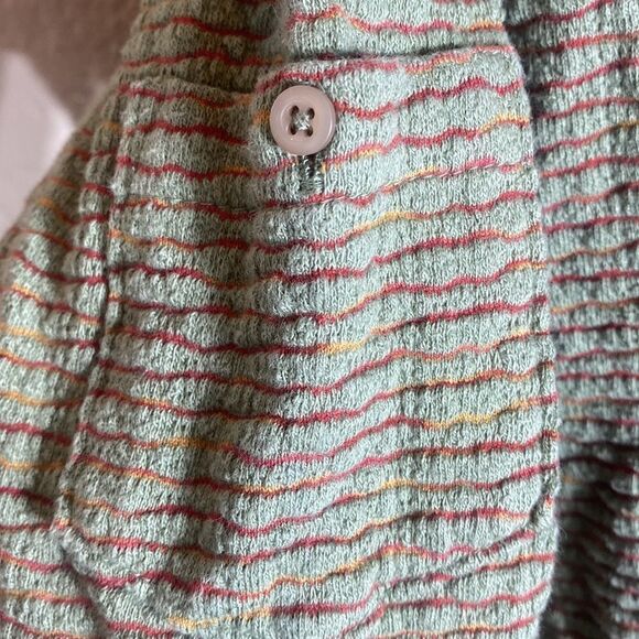 Woolrich small womens green sweater w red/orange weave throughout brat - Picture 6 of 7